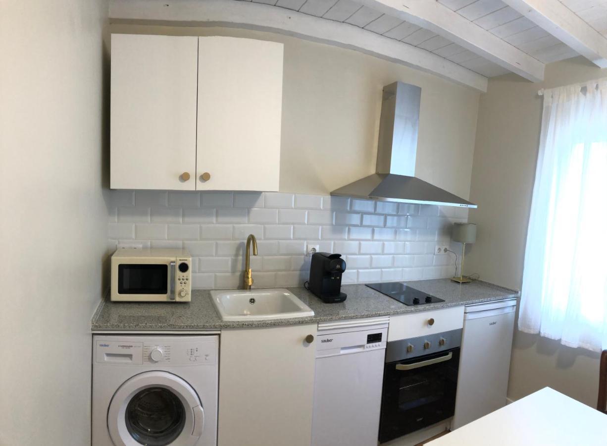 Aparthotel La Casita De El Montan Baja Avilés Exteriér fotografie